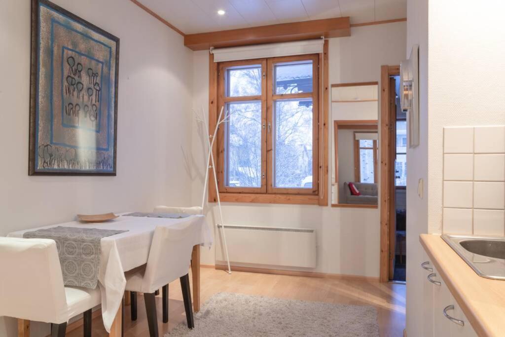 Cozy 1 Bedroom Apt And Free Parking By The Railway Station Оулу Екстер'єр фото